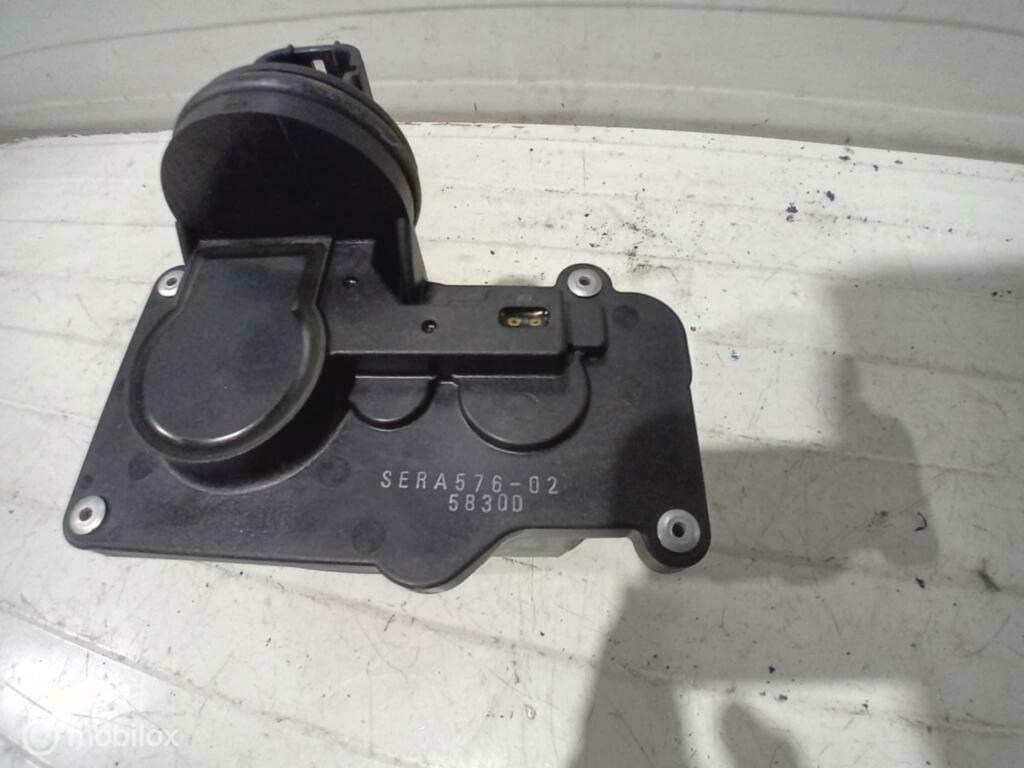 Gasklep huis Nissan Micra SERA57602, Gebruikt, Ophalen of Verzenden