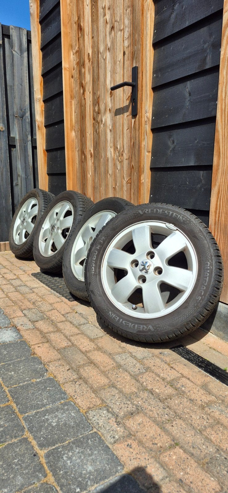 Vredestein Quatrac 5 All Season banden met velgen, Auto-onderdelen, Ophalen, 14 inch, Gebruikt, All Season