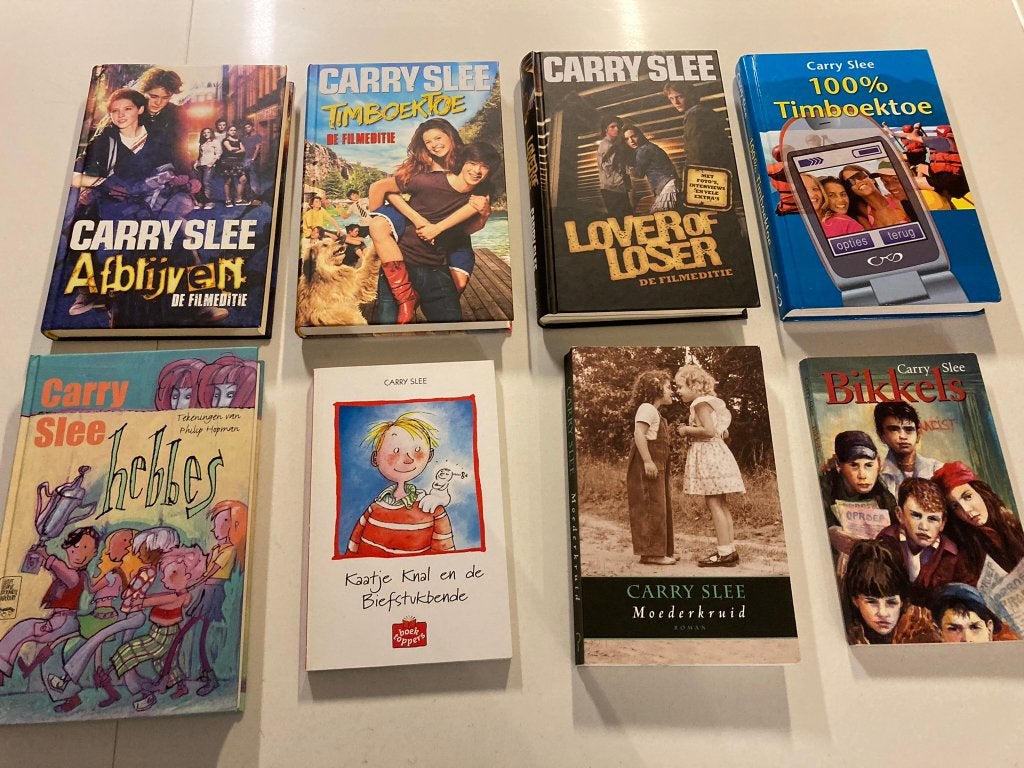 Carry slee boeken set 8 stuks afblijven timboektoe hebbes!, Ophalen of Verzenden, Zo goed als nieuw, Carry Slee, Fictie algemeen