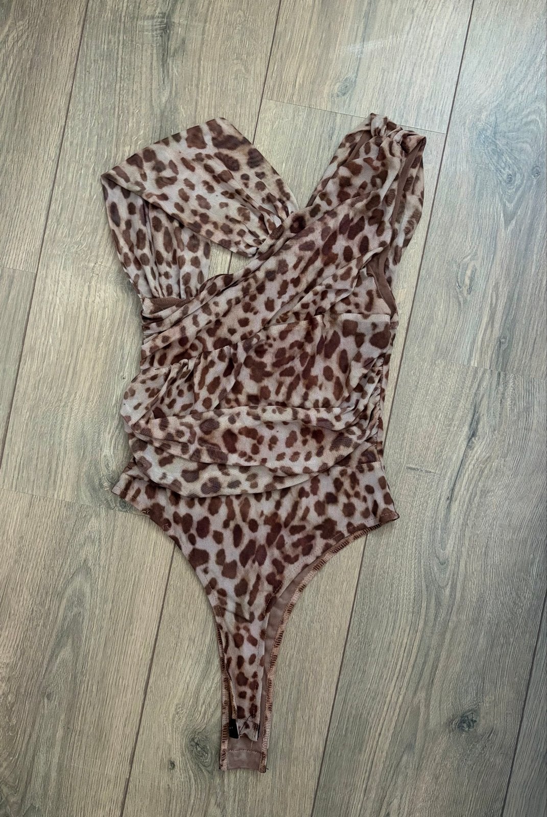 Leopard print bodysuit met één schouder, Ophalen, Bruin, Zo goed als nieuw, Maat 36 (S)