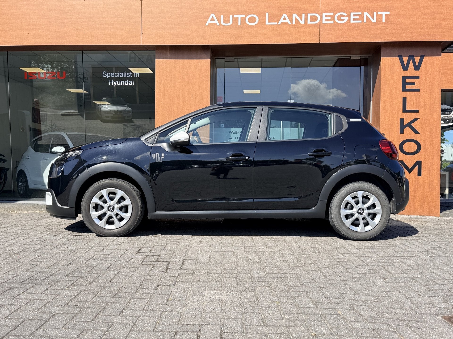 Citroën C3 1.2 PureTech You | Radio | Bluetooth | DAB | Sto, Voorwielaandrijving, 1199 cc, 450 kg, Zwart