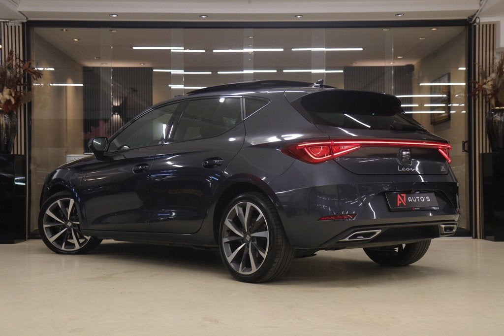 Seat Leon 1.4 TSI eHybrid FR PANO/CARPLAY/MEM/ACC/STUURVER/V, Stof, Gebruikt, 150 pk, Leon