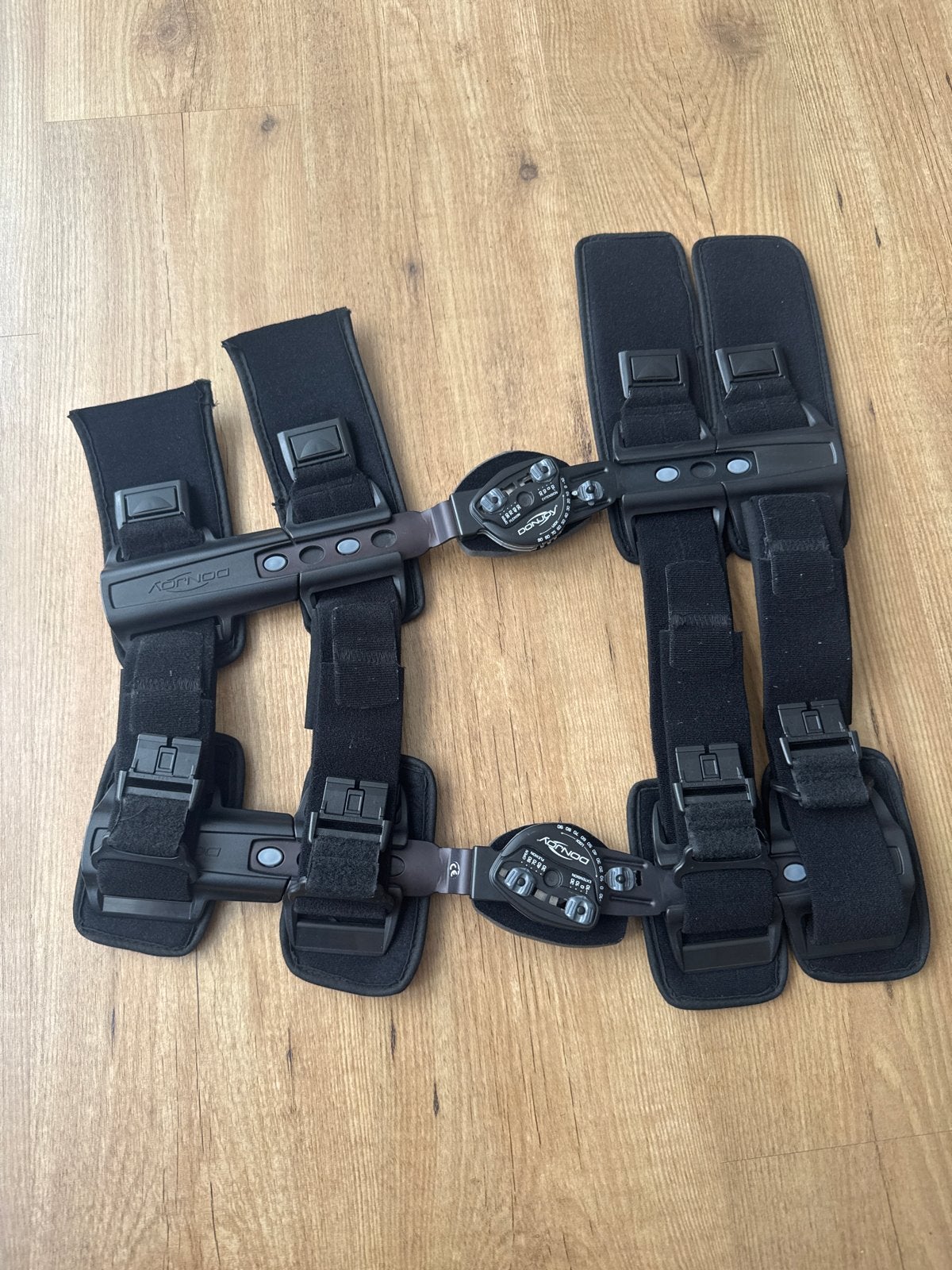 DonJoy X-ROM / X-ACT ROM post-operatieve kniebrace, Diversen, Verzenden, Gebruikt