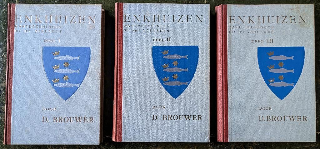 Enkhuizen - Aantekeningen uit het Verleden - D. Brouwer 3x, Boeken, Ophalen of Verzenden, 20e eeuw of later, Gelezen