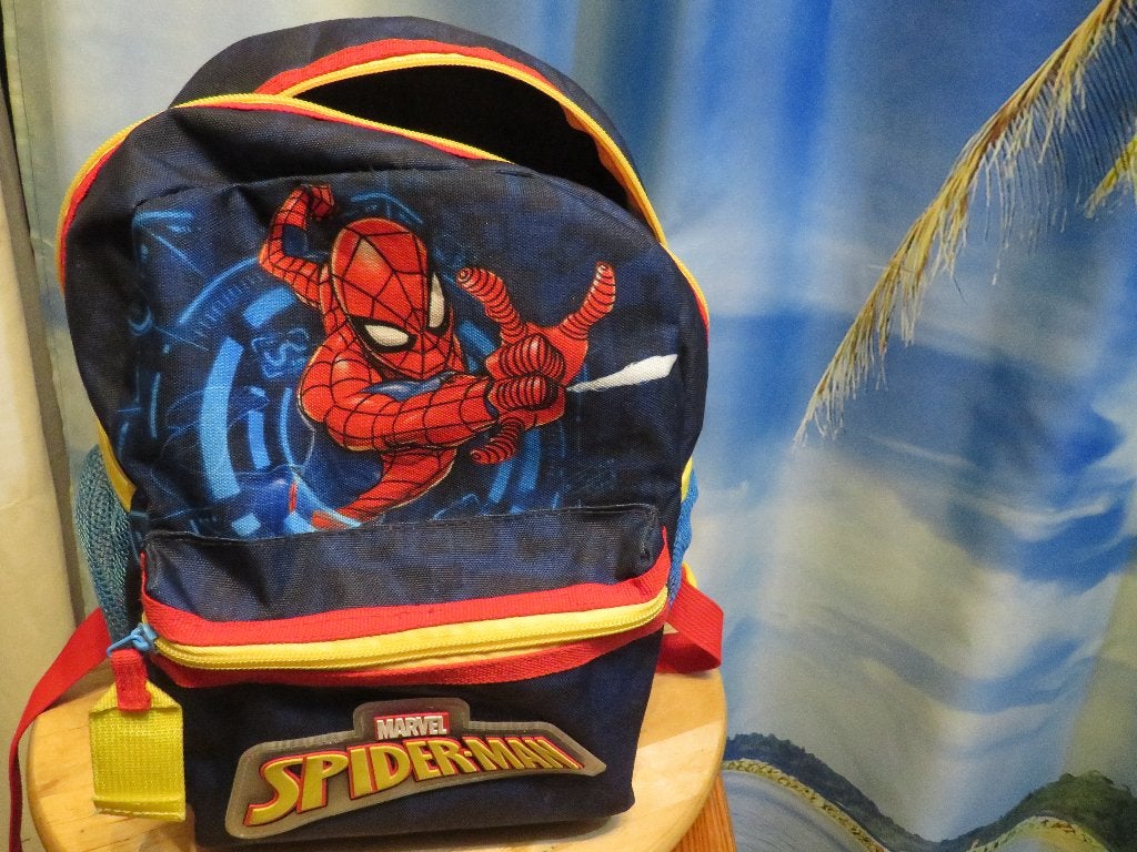 kinder rugtasje van marvel spiderman, Overige merken, Gebruikt, Ophalen of Verzenden, Minder dan 25 cm