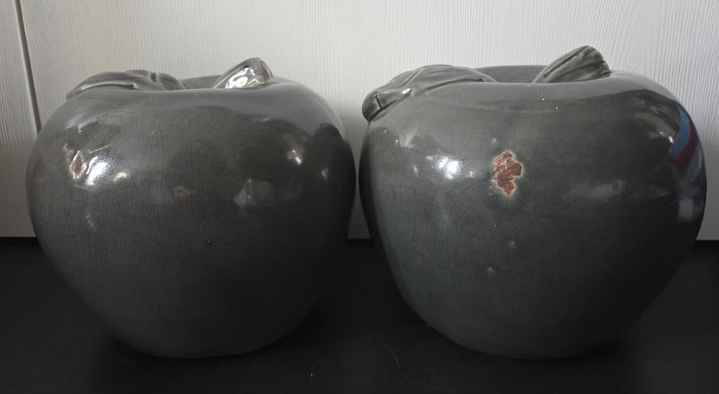 2 Groene Decoratie Appels, Huis en Inrichting, Woonaccessoires | Overige, Ophalen of Verzenden, Zo goed als nieuw, Groen, Steen/keramiek