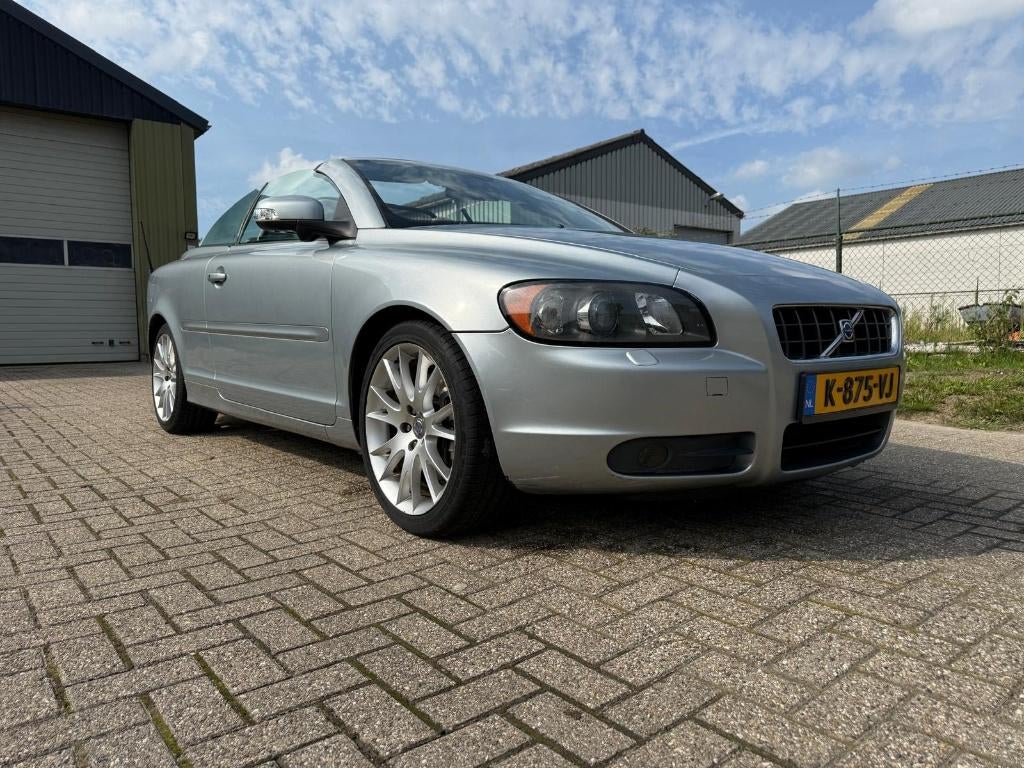 Volvo  C 70 T5 2009 Grijs, Auto's, Volvo, C70, Beige, Cabriolet, 4 stoelen