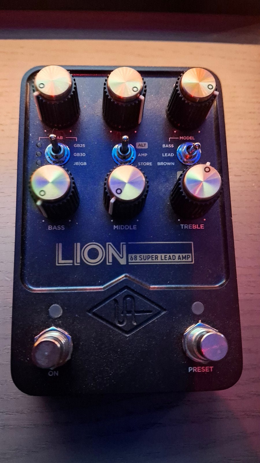 Universal Audio Lion '68 Super Lead Amp Pedaleffect, Ophalen of Verzenden, Zo goed als nieuw, Distortion, Overdrive of Fuzz
