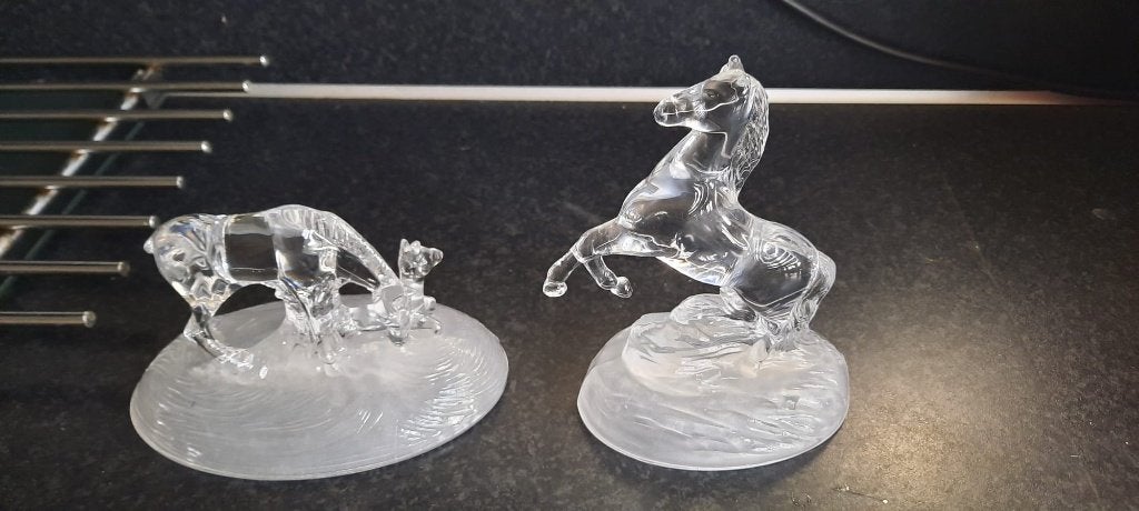 glazen beeldjes paarden 2 stuks, Ophalen of Verzenden, Zo goed als nieuw, Dier