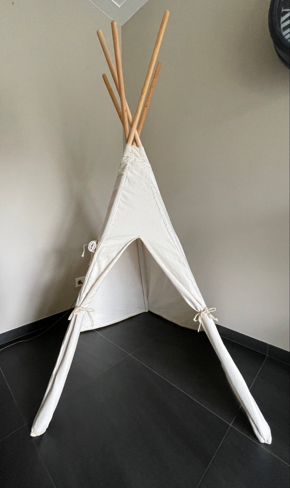 Leuke speel-tipi voor kinderen (van petit Amelie), Ophalen of Verzenden, Zo goed als nieuw