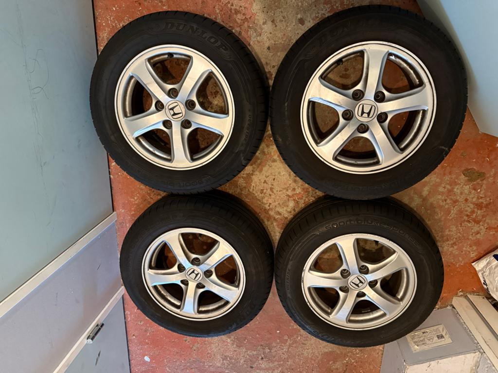 Honda Civic zomerbanden met originele velgen 195/65/R15, Gebruikt, 15 inch, Banden en Velgen, Ophalen of Verzenden