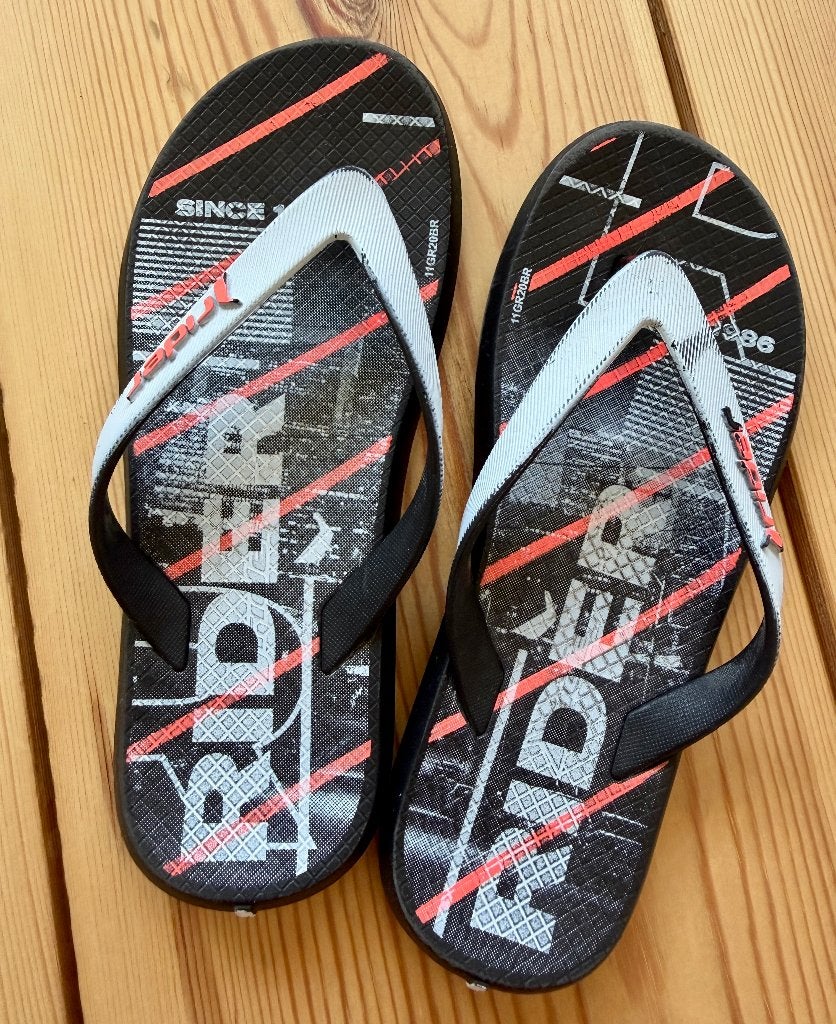 Slippers Rider - Zwart - maat 30 EU, Ophalen of Verzenden, Jongen of Meisje, Overige typen