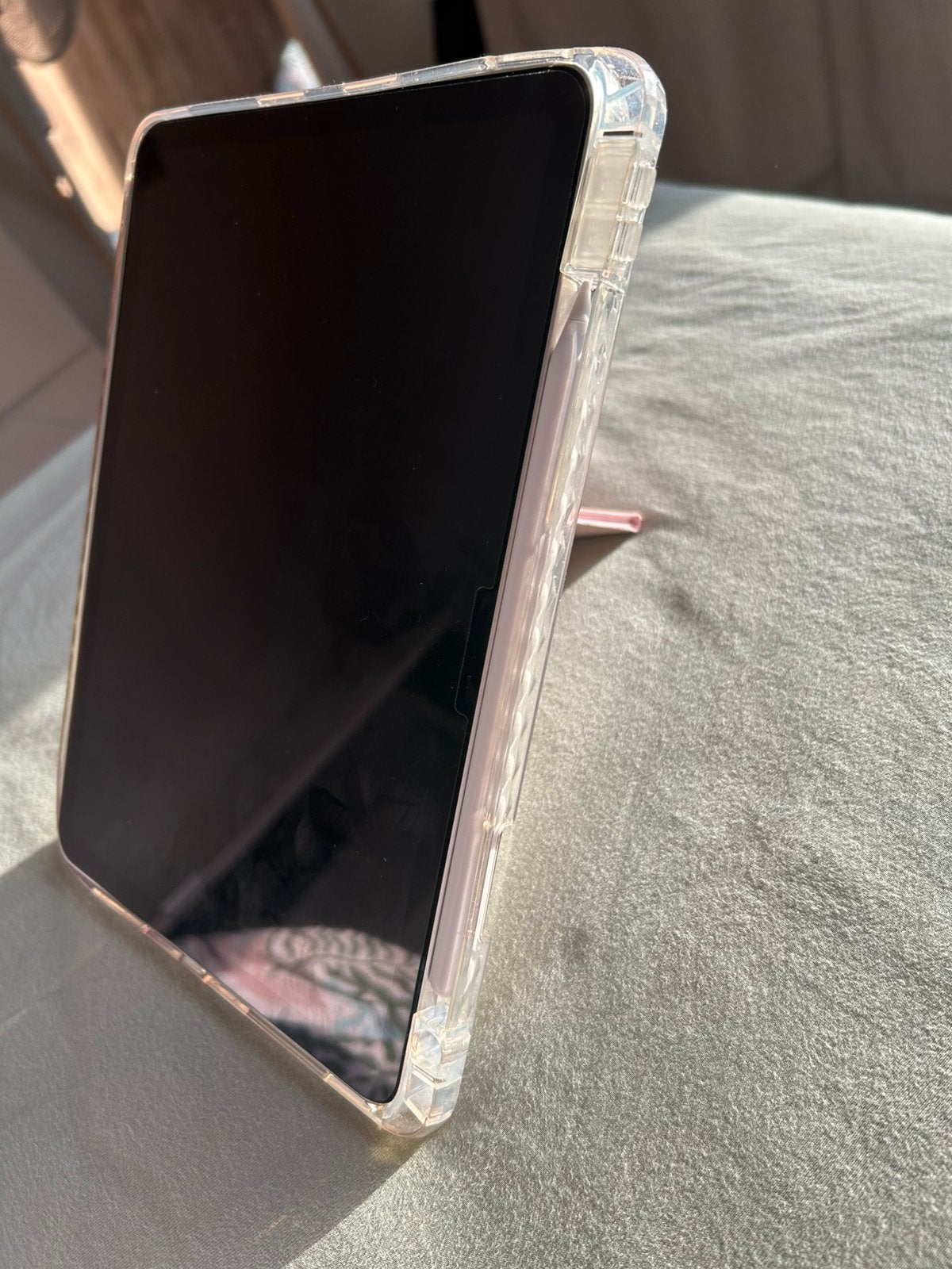 Foto 11 van Ipad Air M2 - 256 GB, Wi-fi, 11 inch + Pencil pro