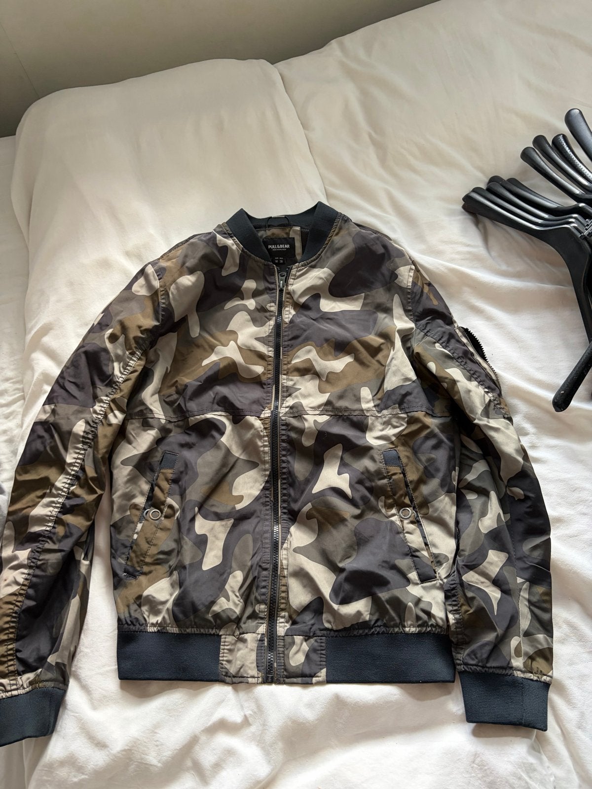 Pull&Bear camouflage bomberjack maat M Unisex, Ophalen of Verzenden, Zo goed als nieuw, Maat 38/40 (M), Meerkleurig