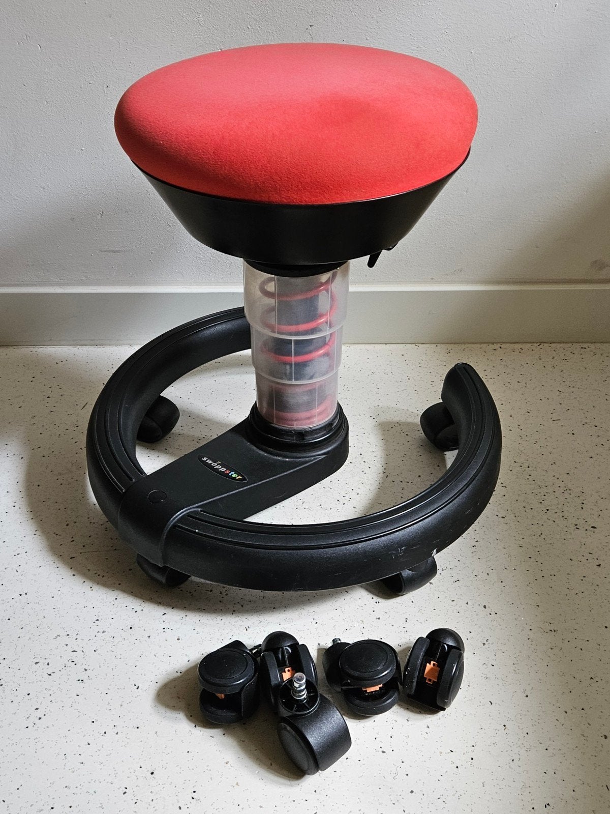 Swoppster ergonomische kinderstoel Swopper kruk, Ophalen, Gebruikt, Bureaukruk, Rood