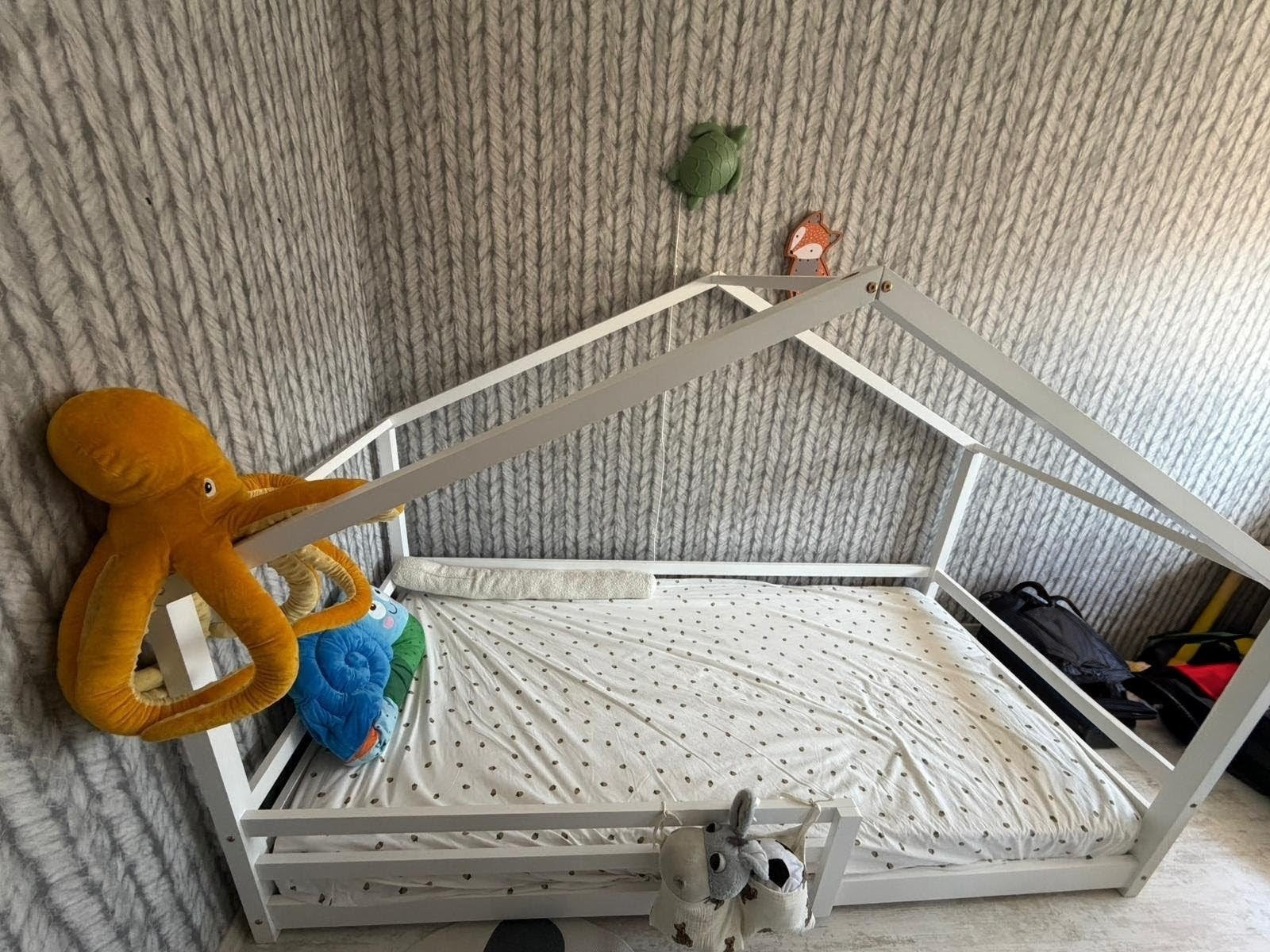 Zo goed als nieuw kinderhuisbed 90x200cm, Ophalen of Verzenden