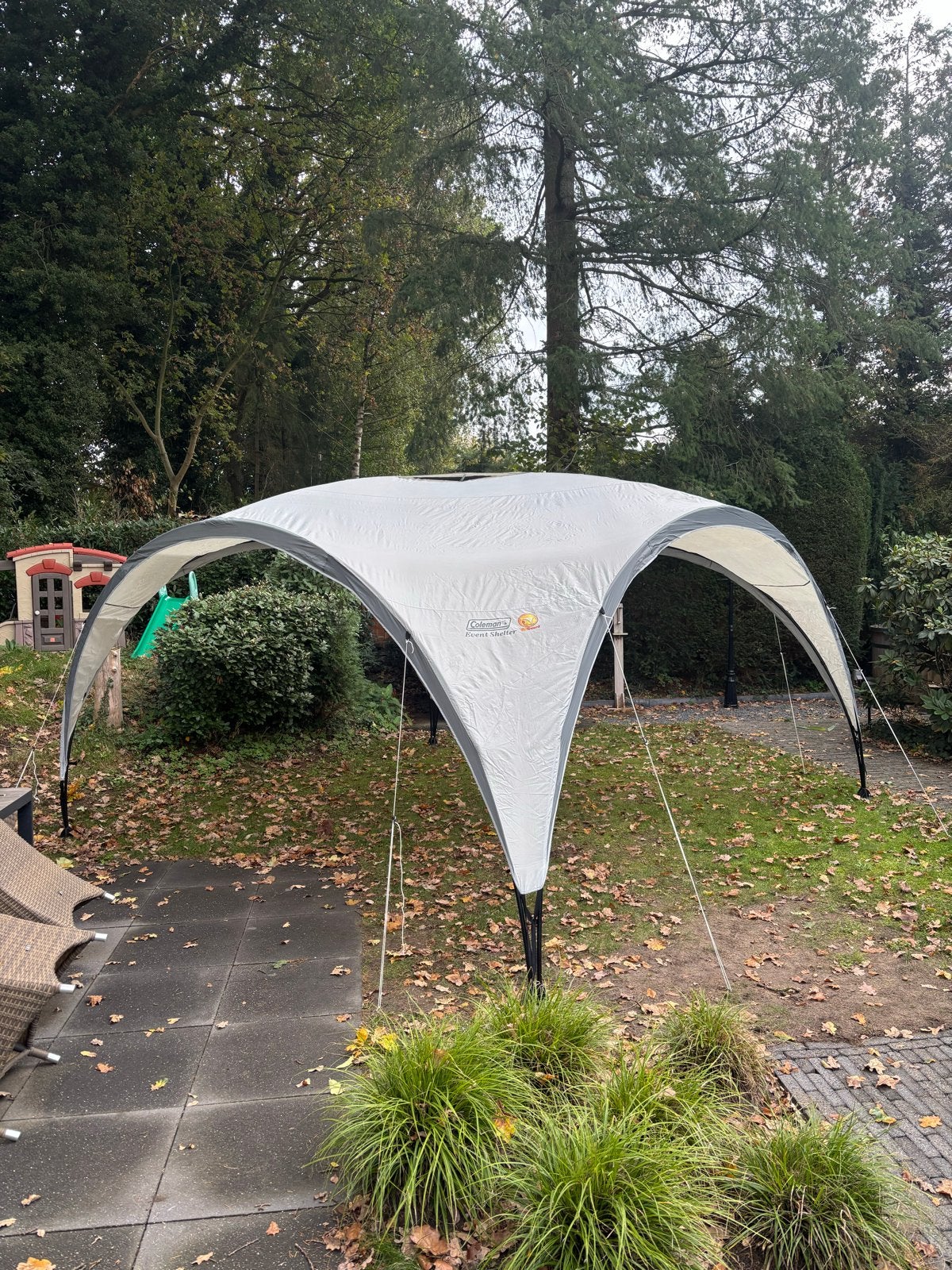 Coleman Event Shelter - Ideaal voor tuinfeesten en camping, Caravans en Kamperen, Ophalen, Gebruikt
