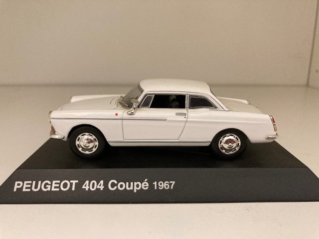 Modelauto Peugeot 404 Coupé 1967, Ophalen of Verzenden, Zo goed als nieuw, Auto, Overige merken