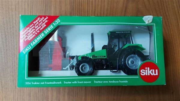 Siku 3156 Tractor met grasmaaier, Hobby en Vrije tijd, Modelauto's | 1:32, Ophalen of Verzenden, Zo goed als nieuw, Tractor of Landbouw