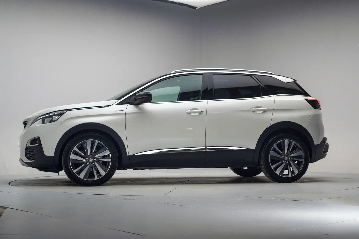 Peugeot 3008 1.6 e-THP 165pk GT Line Aut. [ Trekhaak Panoram, Auto's, 4 cilinders, Wit, Bedrijf, 165 pk