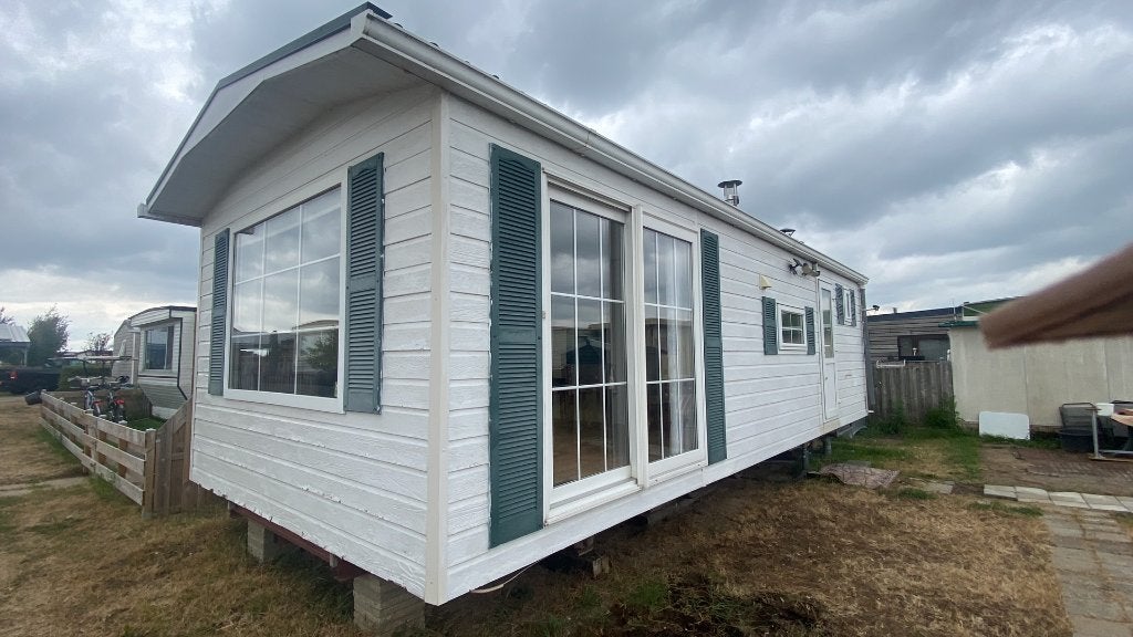 Maat chalet 2 slaapkamers, dubbelglas, incl. Transport NL ♦️, Tot en met 4