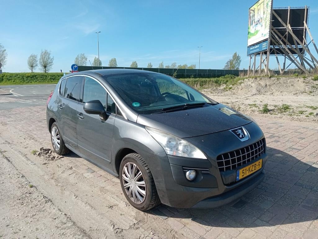 Peugeot 3008 1.6 VTI 2010 Grijs, Auto's, Voorwielaandrijving, 1374 kg, Stof, Zwart