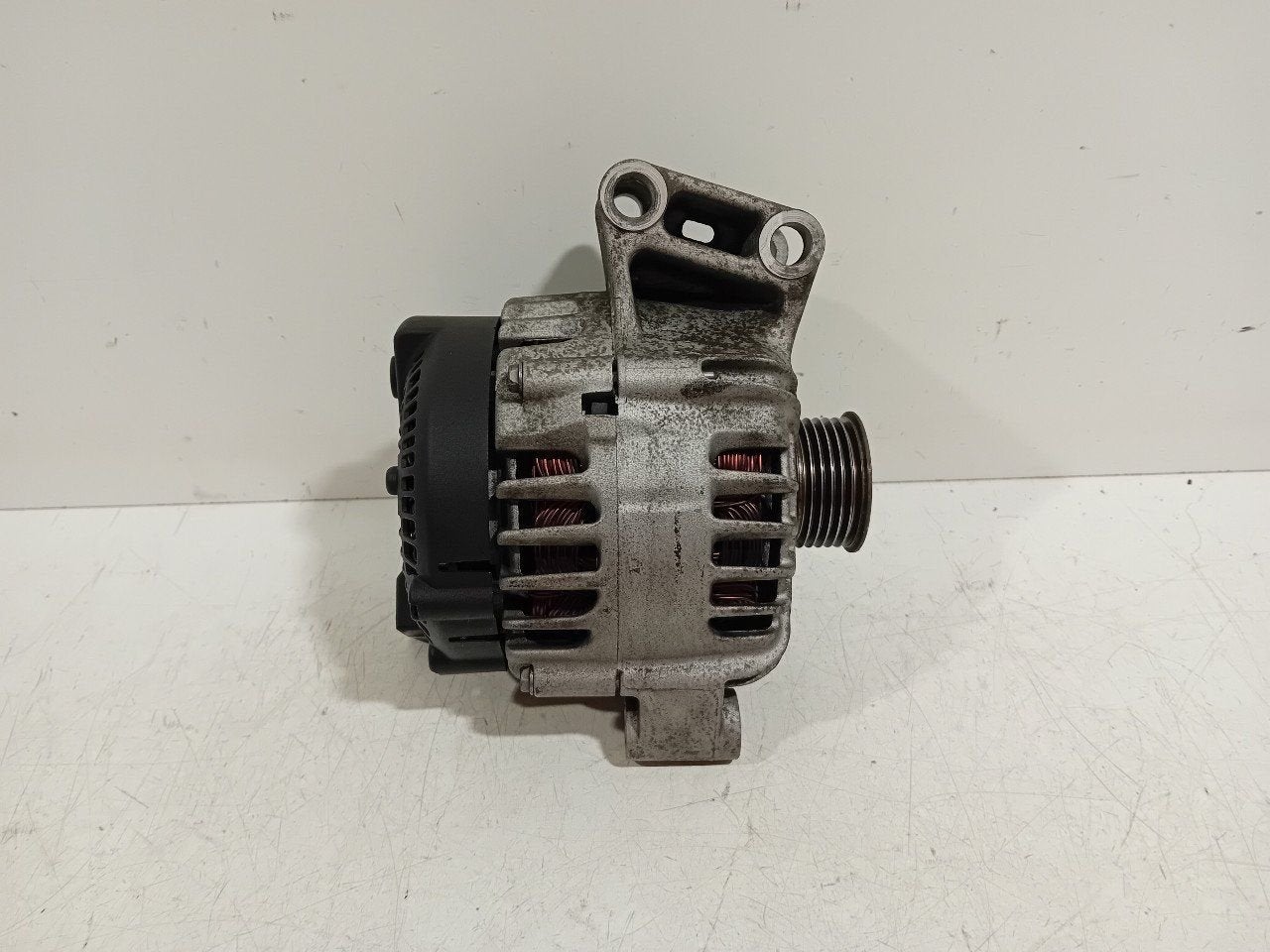 Dynamo Ford Ka, Onderdelen@venauto.nl, Van der Ven Autorecycling B.V., Gebruikt, Ettenseweg 76, 4706 PB Roosendaal, The Netherlands