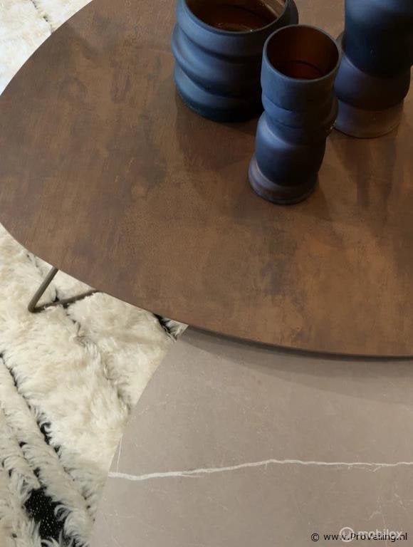 Online Veiling: Bree's New World Salontafel Twinny