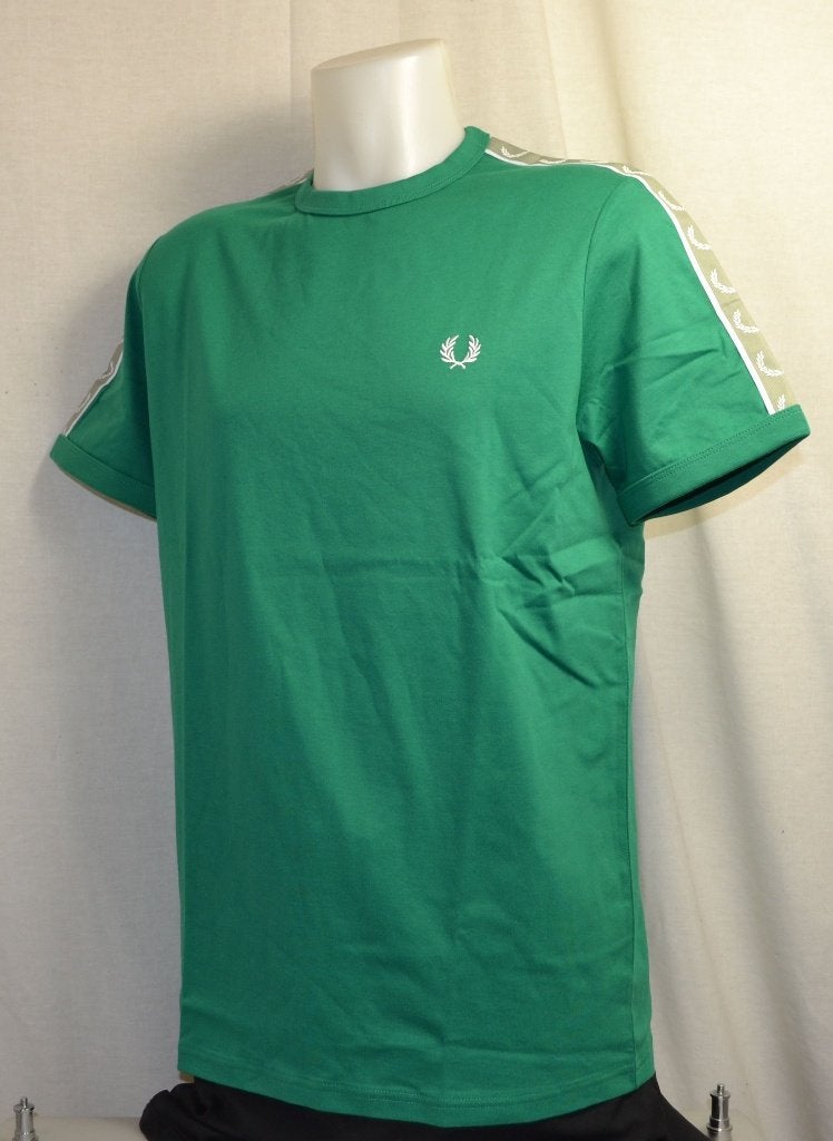 t-shirt fred perry taped groen maat S, M, L, XL en XXL nieuw, Kleding | Heren, T-shirts, Ophalen of Verzenden, Fred Perry, Groen