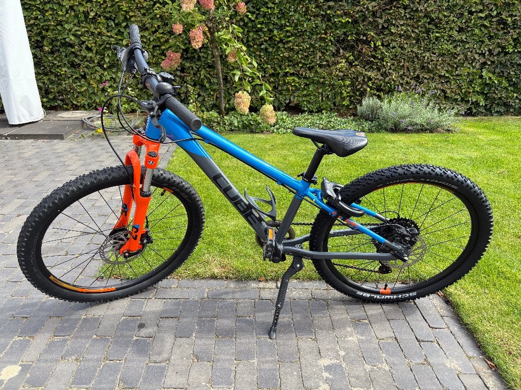Zeer nette 24” MTB Cube ACID 240 Disc Action Team, Ophalen, 24 inch, Versnellingen, Zo goed als nieuw