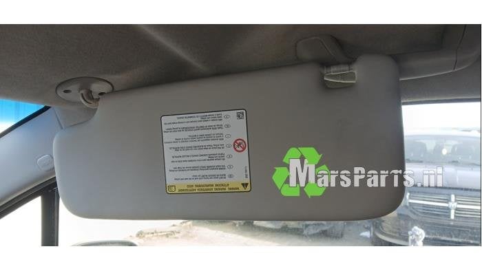 Zonneklep van een Chevrolet Spark, Gebruikt, -, Ophalen of Verzenden, -