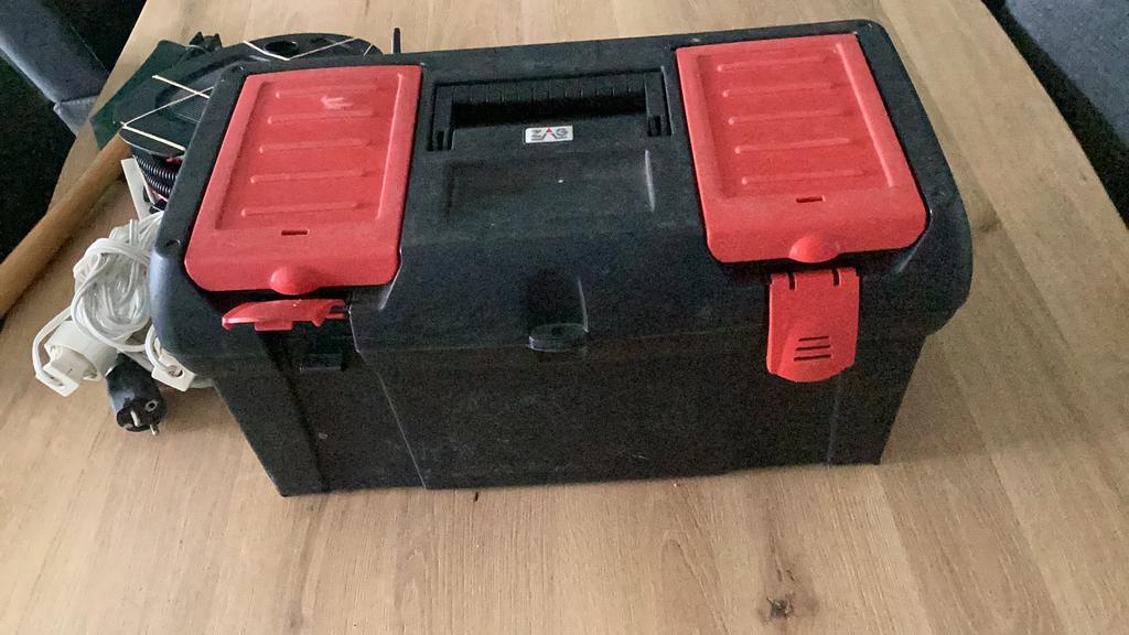 Koffer met camping spullen, Ophalen, Gebruikt