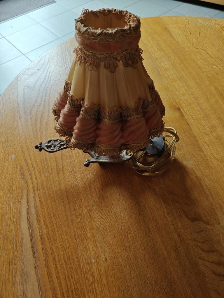 Vintage wandlamp met stoffen kapje, Ophalen