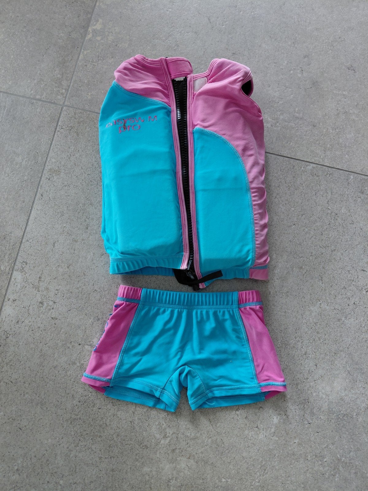 Easy swim maat m, Kinderen en Baby's, Kinderkleding | Kinder-zwemkleding, Ophalen, Jongen of Meisje, Zwem-accessoire
