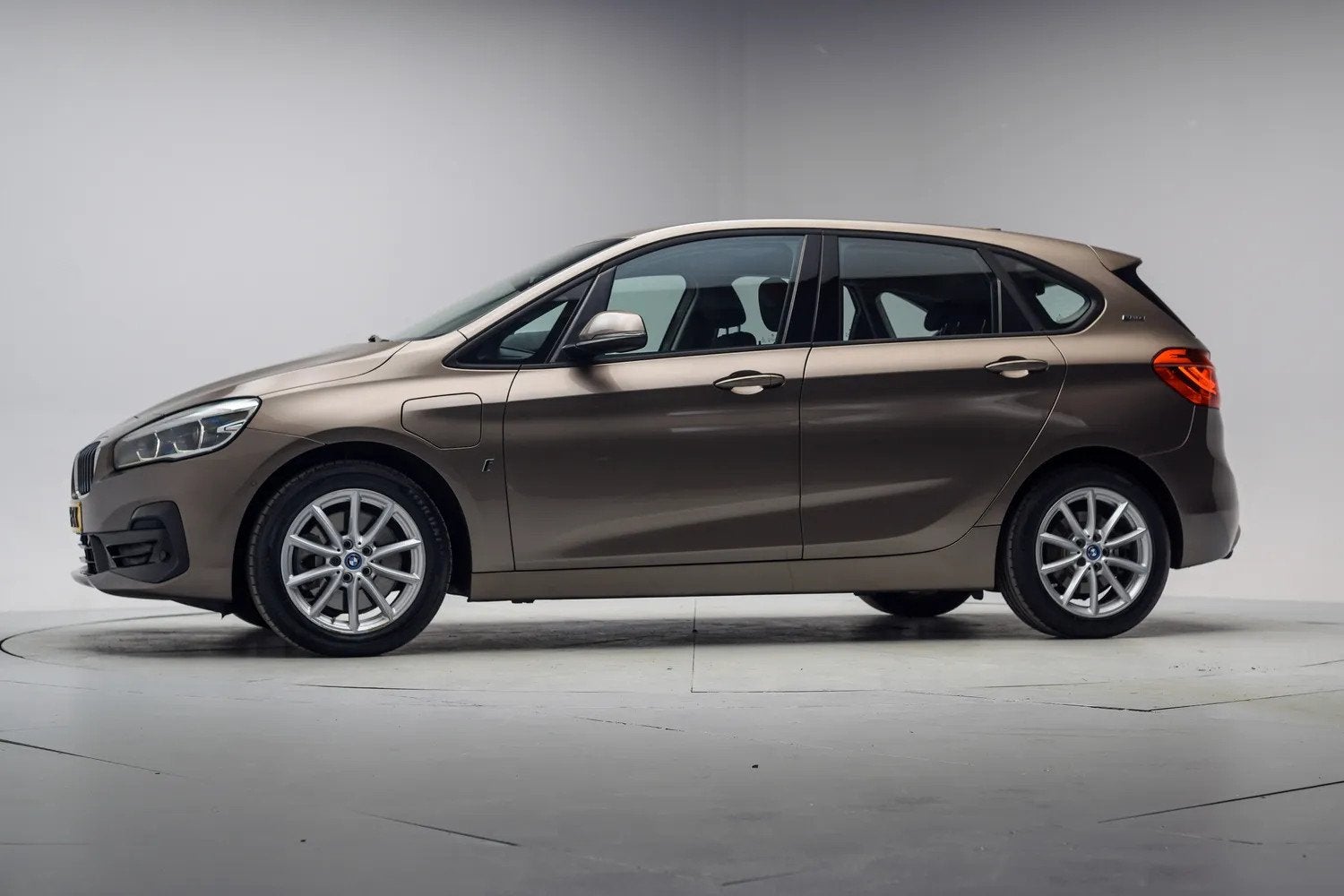 BMW 2 Serie Active Tourer 225xe iPerformance Aut [ Clima / E, Automaat, 136 pk, Gebruikt, Bedrijf