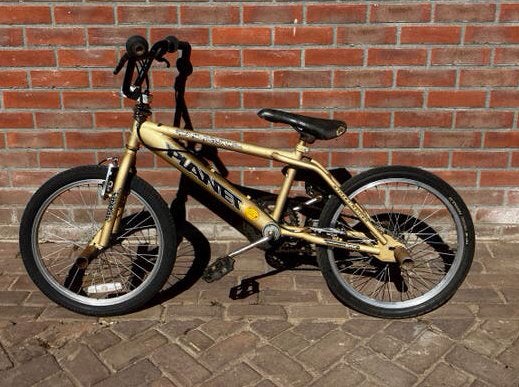 Freestyle bmx goud 20 inch, Fietsen en Brommers, Fietsen | Crossfietsen en BMX, Ophalen, Staal, Velgrem, Voetsteunen