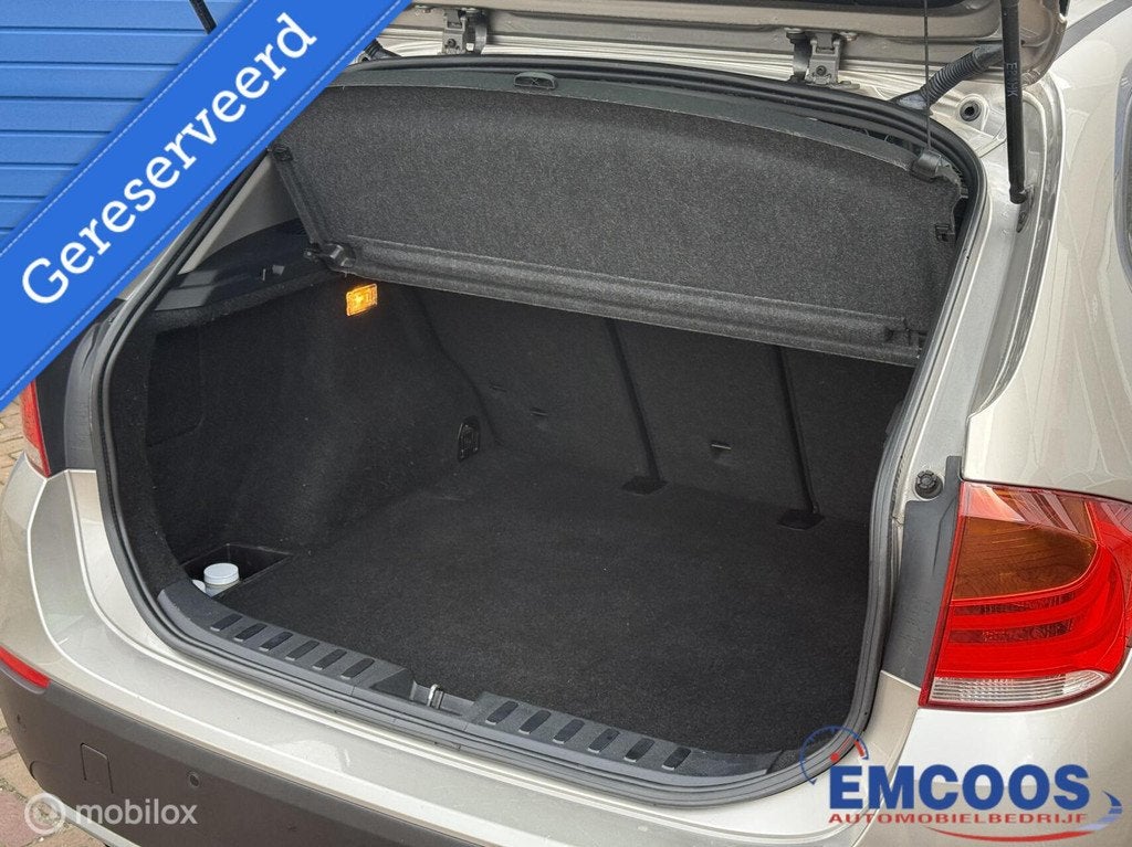 BMW X1 sDrive18i * Airco * Panoramadak * PDC V+ A *, X1, Euro 5, Achterwielaandrijving, 4 cilinders