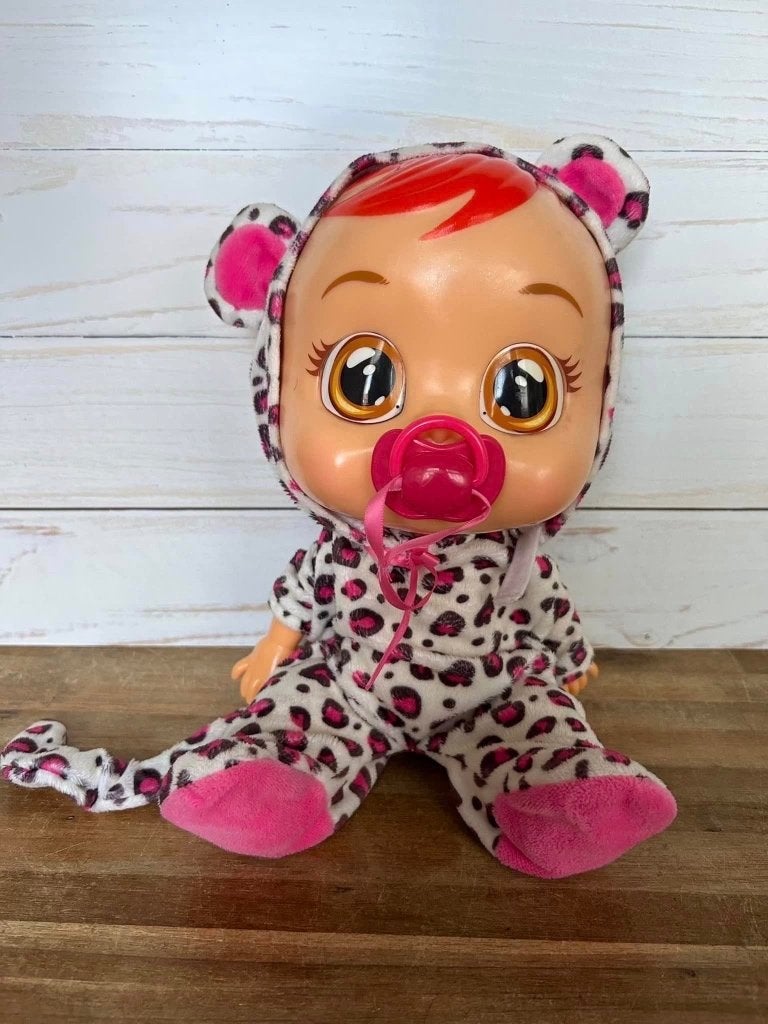 Cry Babies Lea de luipaard huilende babypop, Gebruikt, Helpdesk.netherlands@imctoys.com, Ophalen of Verzenden, Babypop