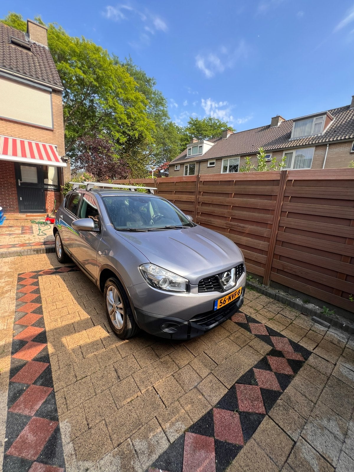 Nissan Qashqai 1.5 DCI 2WD My2011 2010 Grijs, Auto's, Voorwielaandrijving, 1295 kg, 4 cilinders, Origineel Nederlands