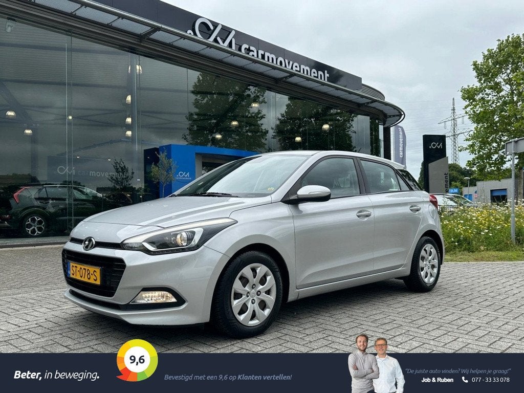 Hyundai i20 1.0 T-GDI Comfort | Navi | Camera | Trekhaak | C, Auto's, Voorwielaandrijving, 23 km/l, Origineel Nederlands, Bedrijf