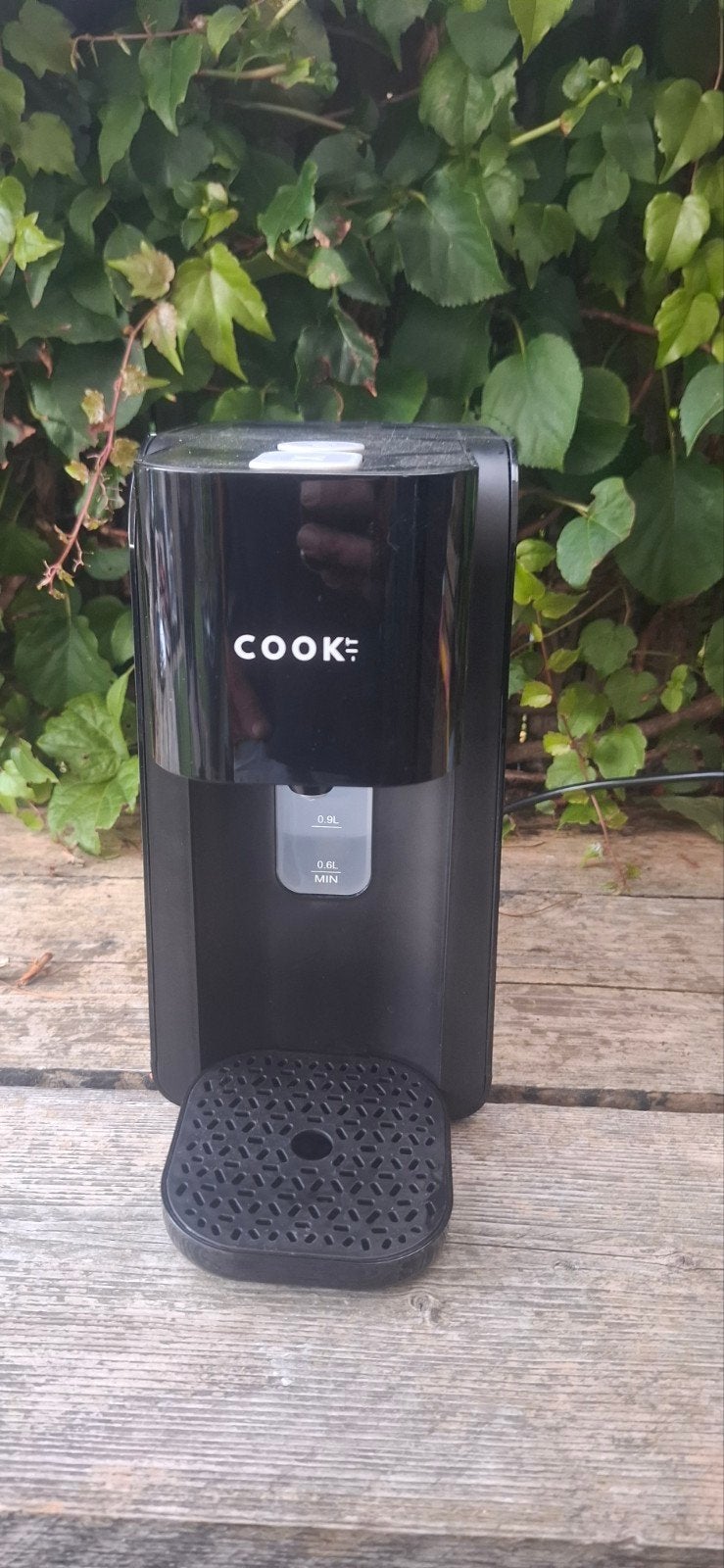 COOK: Instant Heet Water Dispenser - Zwart (1.5L), 1 tot 2 liter, Ophalen of Verzenden, Zo goed als nieuw