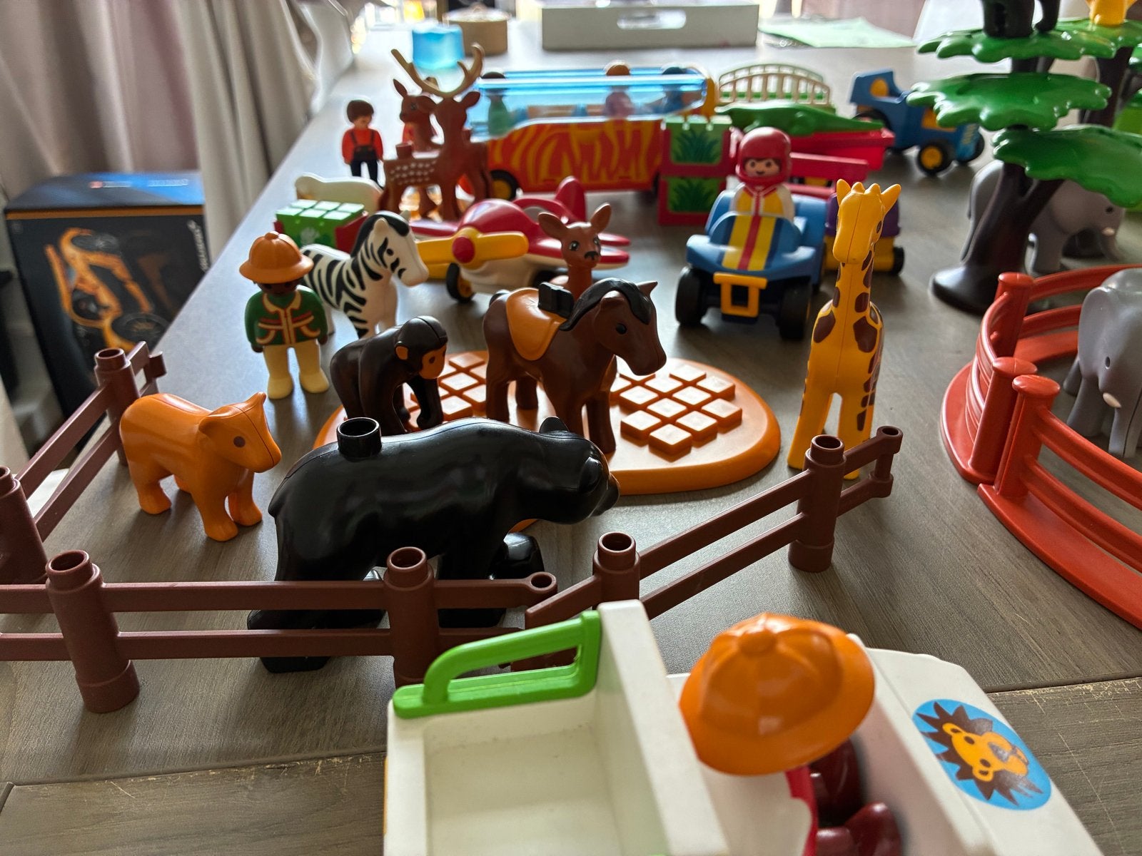 Grote Playmobil dierentuin en safaripark set