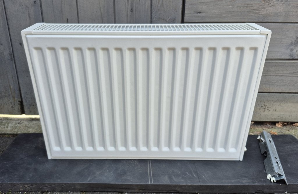 Te Koop! Thermrad Super-8 Compact radiatoren type 22., Doe-het-zelf en Verbouw, Verwarming en Radiatoren, Ophalen, 30 tot 80 cm