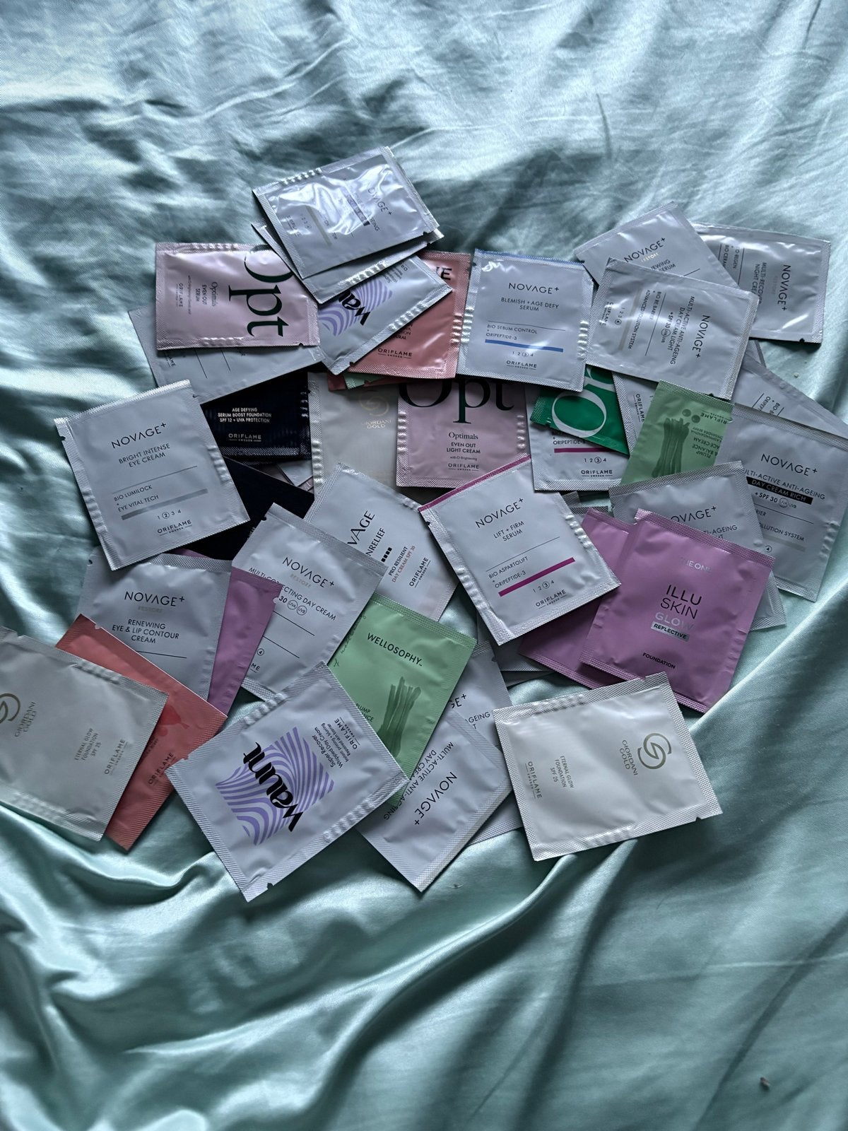 Oriflame proefjes - Ontdek diverse huidverzorging, Verzenden, Nieuw, Gehele gezicht, Verzorging