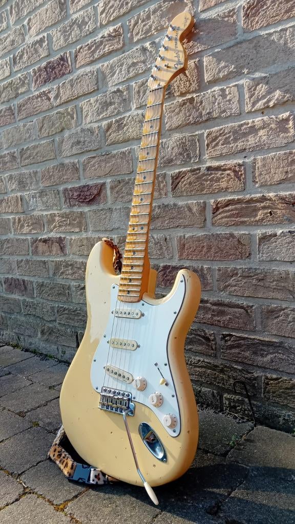 Fender Yngwie Malmsteen Stratocaster (MIJ), Muziek en Instrumenten, Snaarinstrumenten | Gitaren | Elektrisch, Ophalen of Verzenden