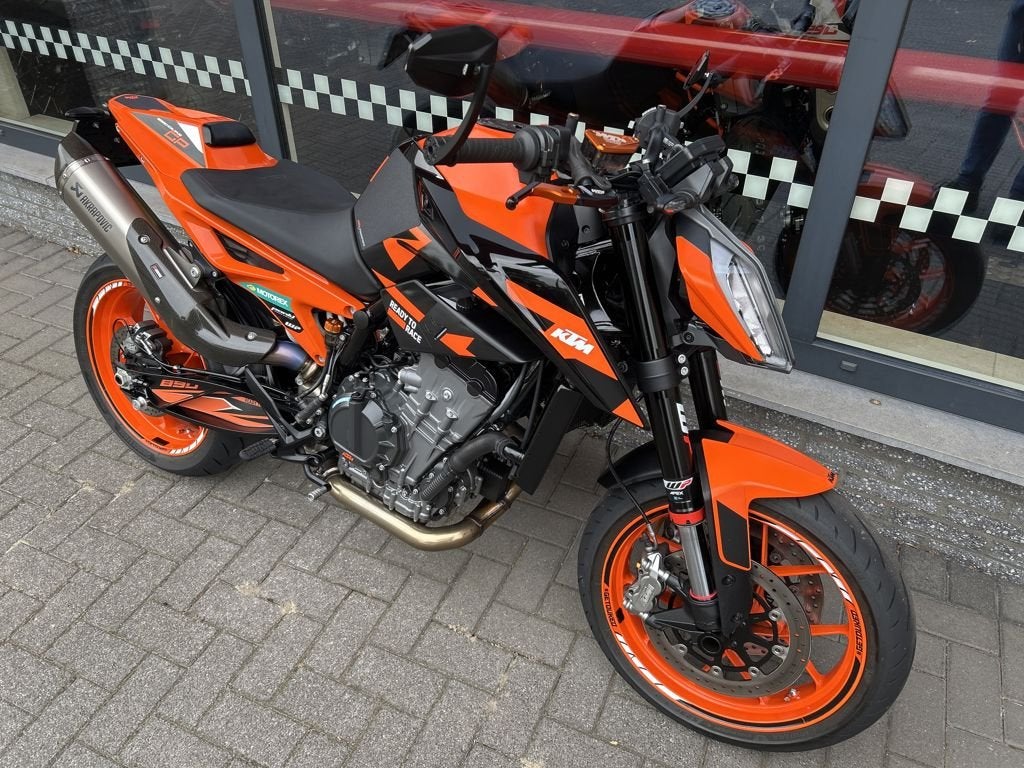 KTM 890 DUKE GP 2023, Motoren, Bedrijf, Naked bike