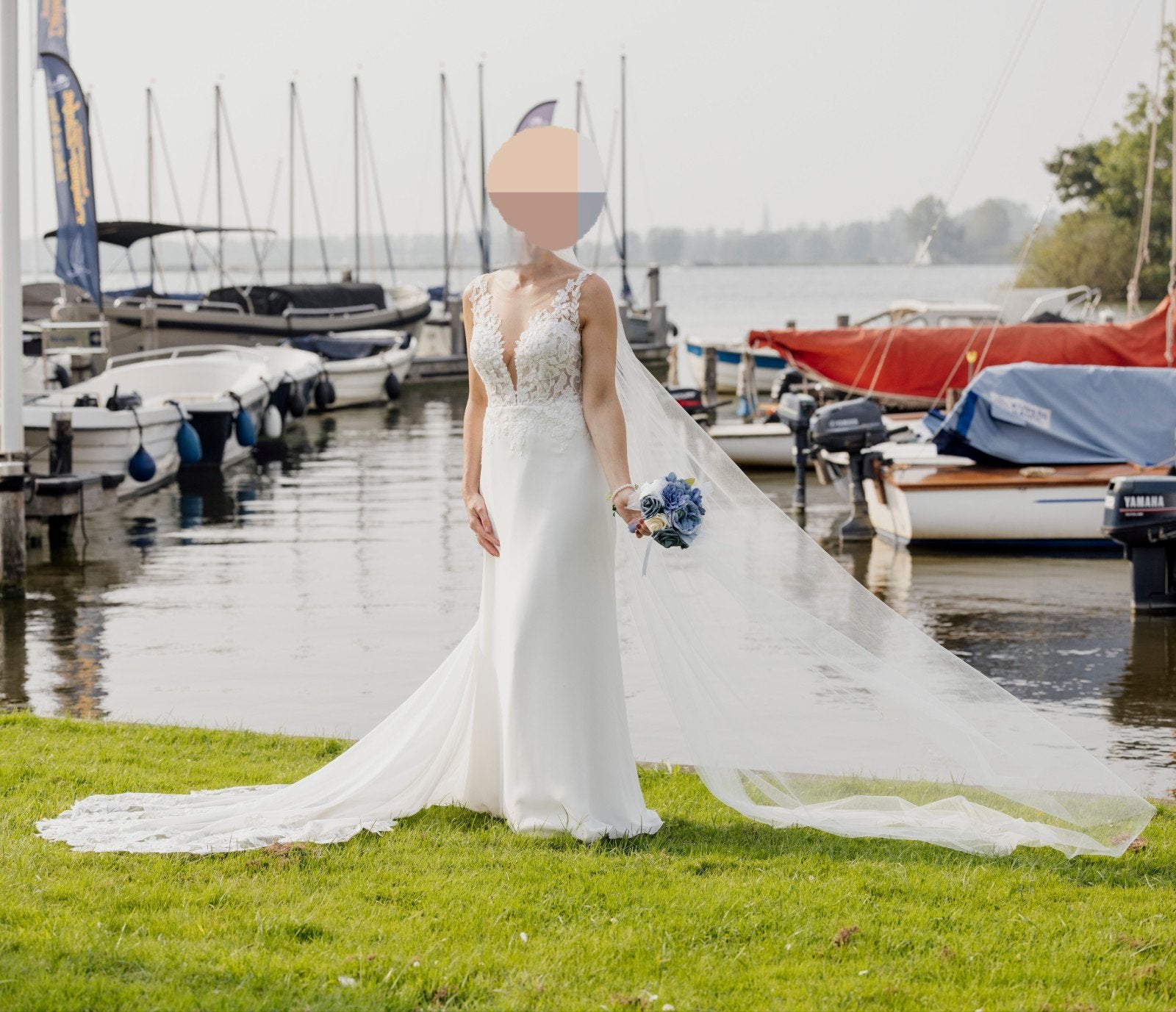 Mooi klassieke tijdloze bruidsjurk Lillian West, Kleding | Dames, Trouwkleding en Trouwaccessoires, Ophalen of Verzenden, Zo goed als nieuw