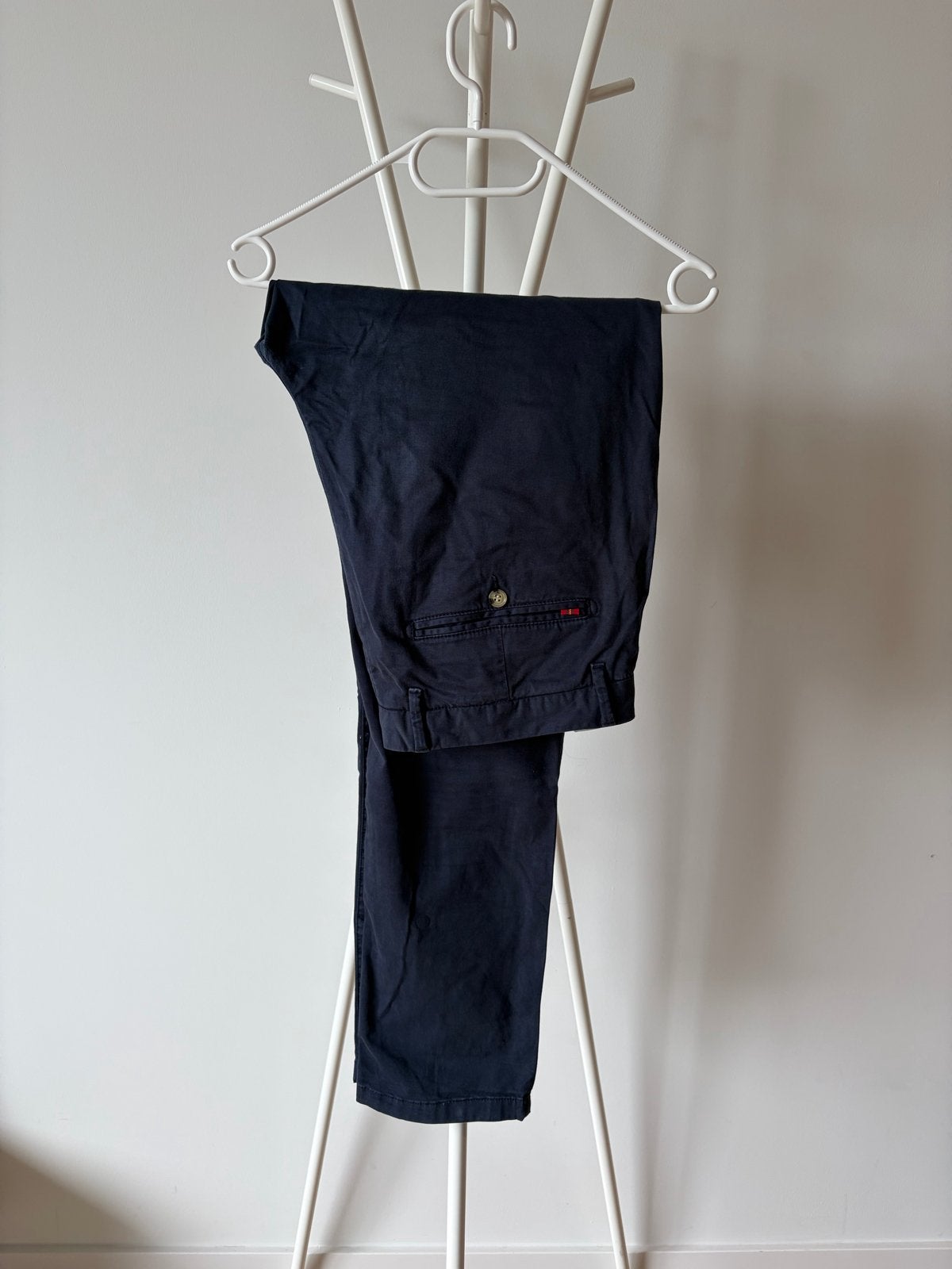 McGregor Modern Fit Chino - Donkerblauw, Kleding | Heren, Spijkerbroeken en Jeans, Ophalen of Verzenden, Gedragen, Blauw, W36 - W38 (confectie 52/54)