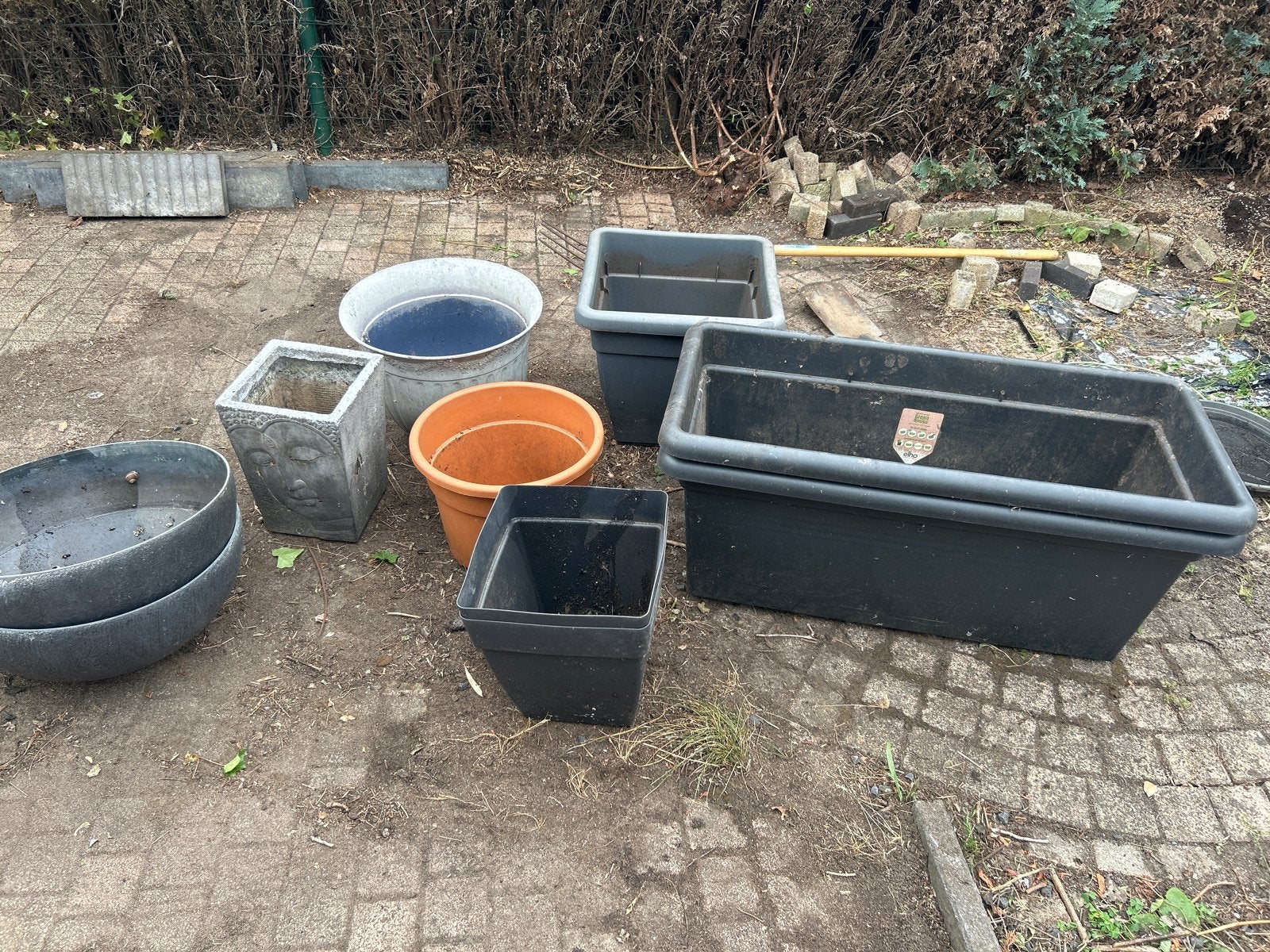 Diverse kunststof plantenbakken gratis af te halen, Ophalen, Kunststof, Gebruikt, 40 cm of meer