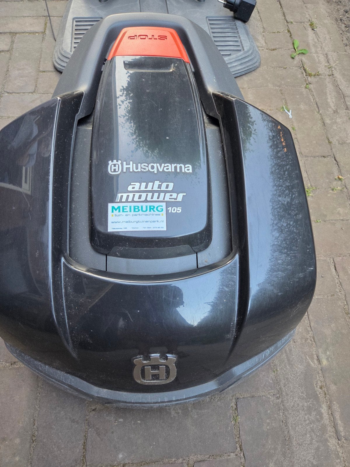 Husqvarna Automower 105 Robotmaaier - Zo goed als nieuw, Tuin en Terras, Ophalen, Mulchfunctie, Zo goed als nieuw, 30 t/m 39 cm